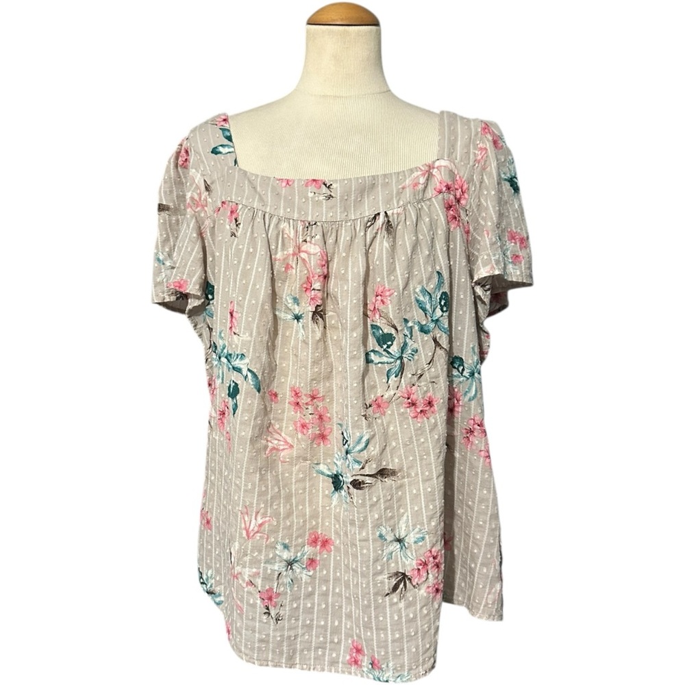 Torrid Clip Jacquard Square Neck Flutter Sleeve Top Tan Size 2X - Picture 2 of 5